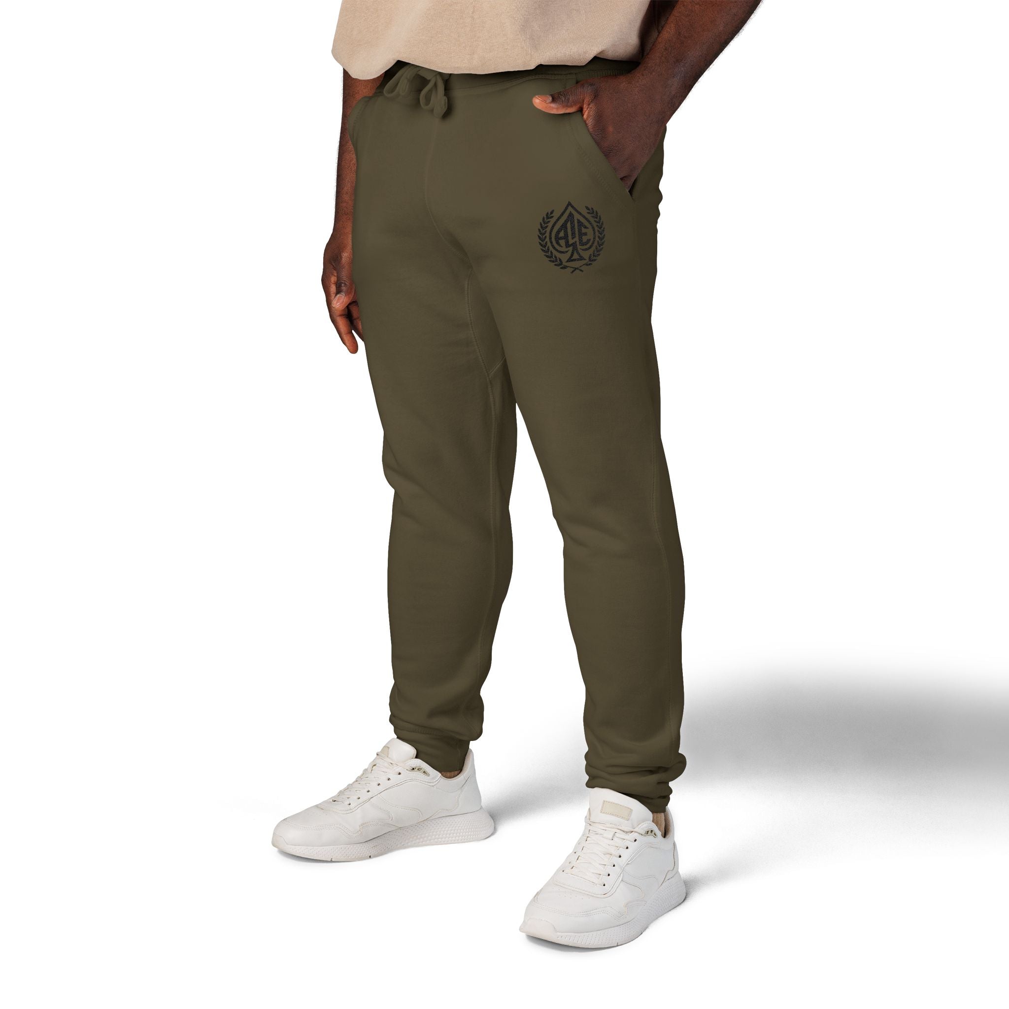 Ace'n Black Crest Embroidered Sweatpants